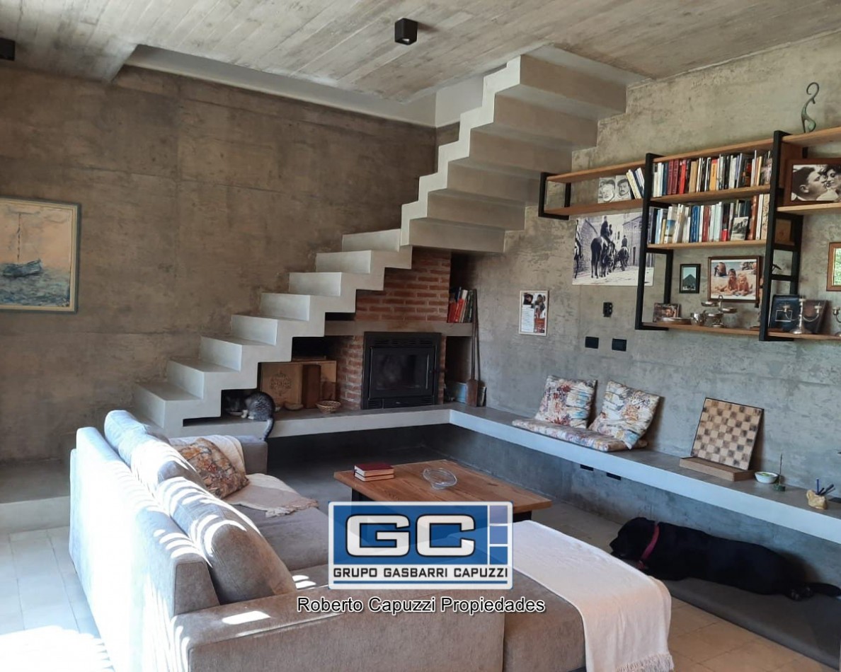 Casa en Venta en Valeria del Mar 2 años de antiguedad Impecable