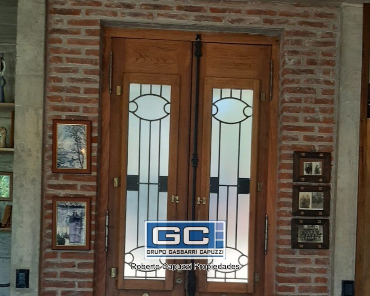 Casa en Venta en Valeria del Mar 2 años de antiguedad Impecable