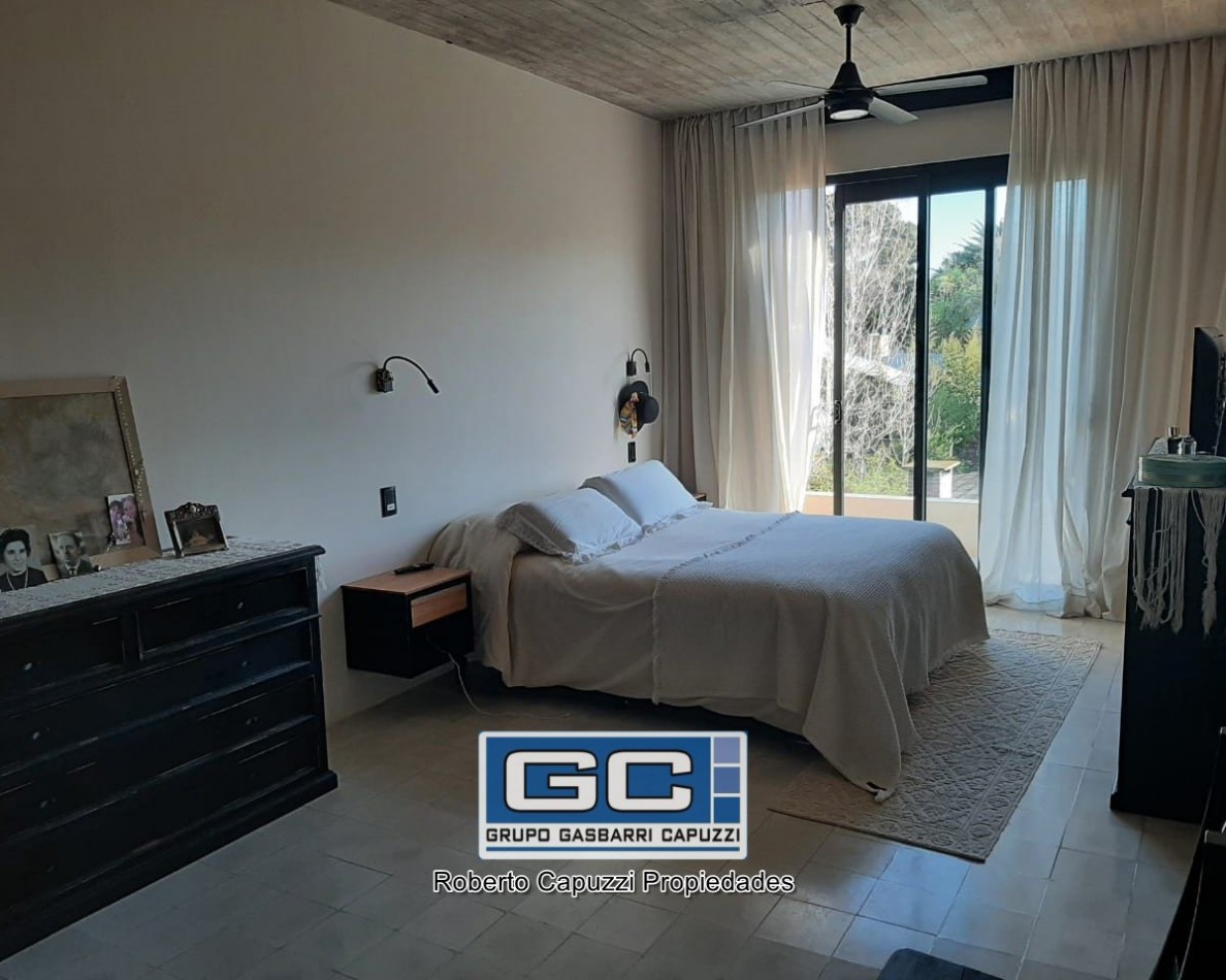 Casa en Venta en Valeria del Mar 2 años de antiguedad Impecable