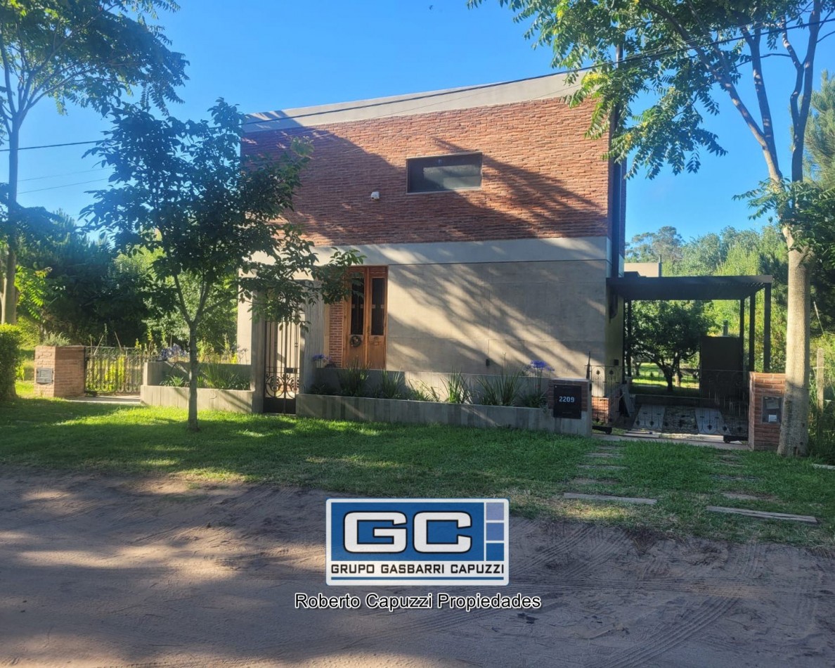 Casa en Venta en Valeria del Mar 2 años de antiguedad Impecable