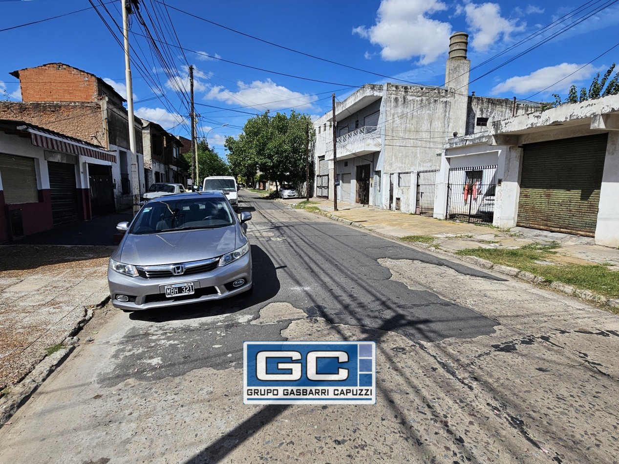 Deposito o Galpon en Venta Caseros Amplio, Seguro Muy Buena Ubicacion