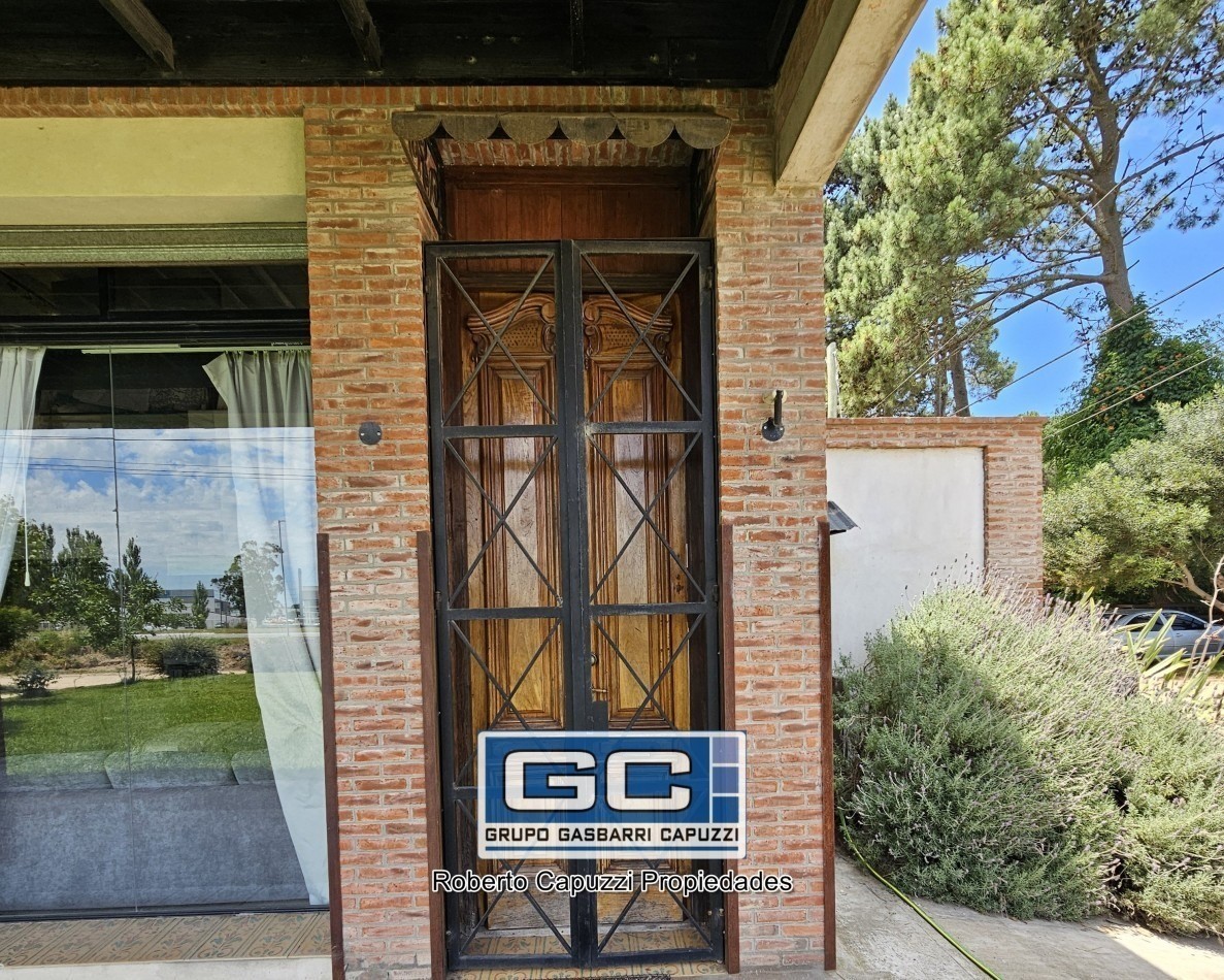 Pinamar Local en Venta en Sobre Ruta 11, Inmejorable Ubicacion Multiples Destinos - Opcional Fondo de Comercio a Convenir