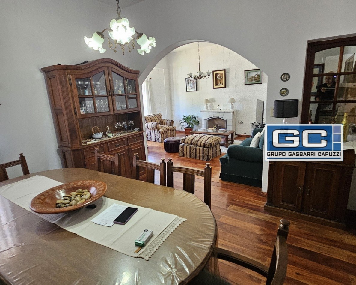 Casa en Venta Haedo Norte impecable sobre lote propio