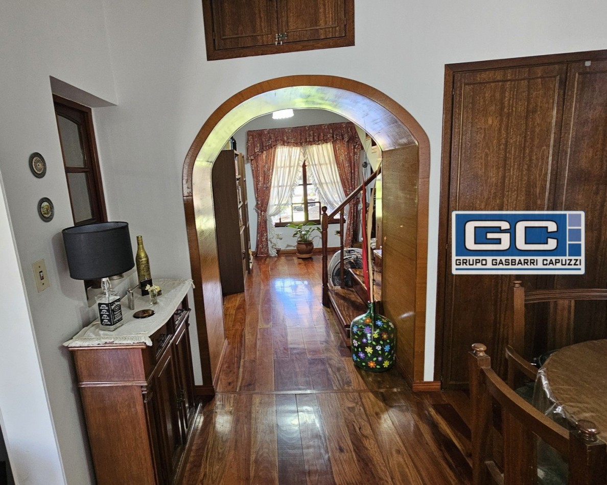 Casa en Venta Haedo Norte impecable sobre lote propio