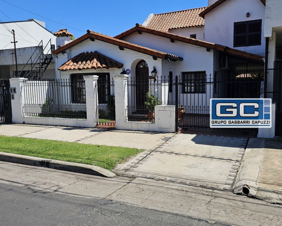 Casa en Venta Haedo Norte impecable sobre lote propio