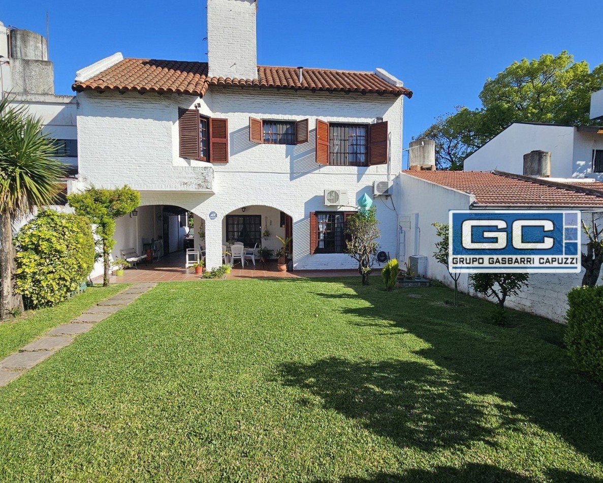 Casa en Venta Haedo Norte impecable sobre lote propio
