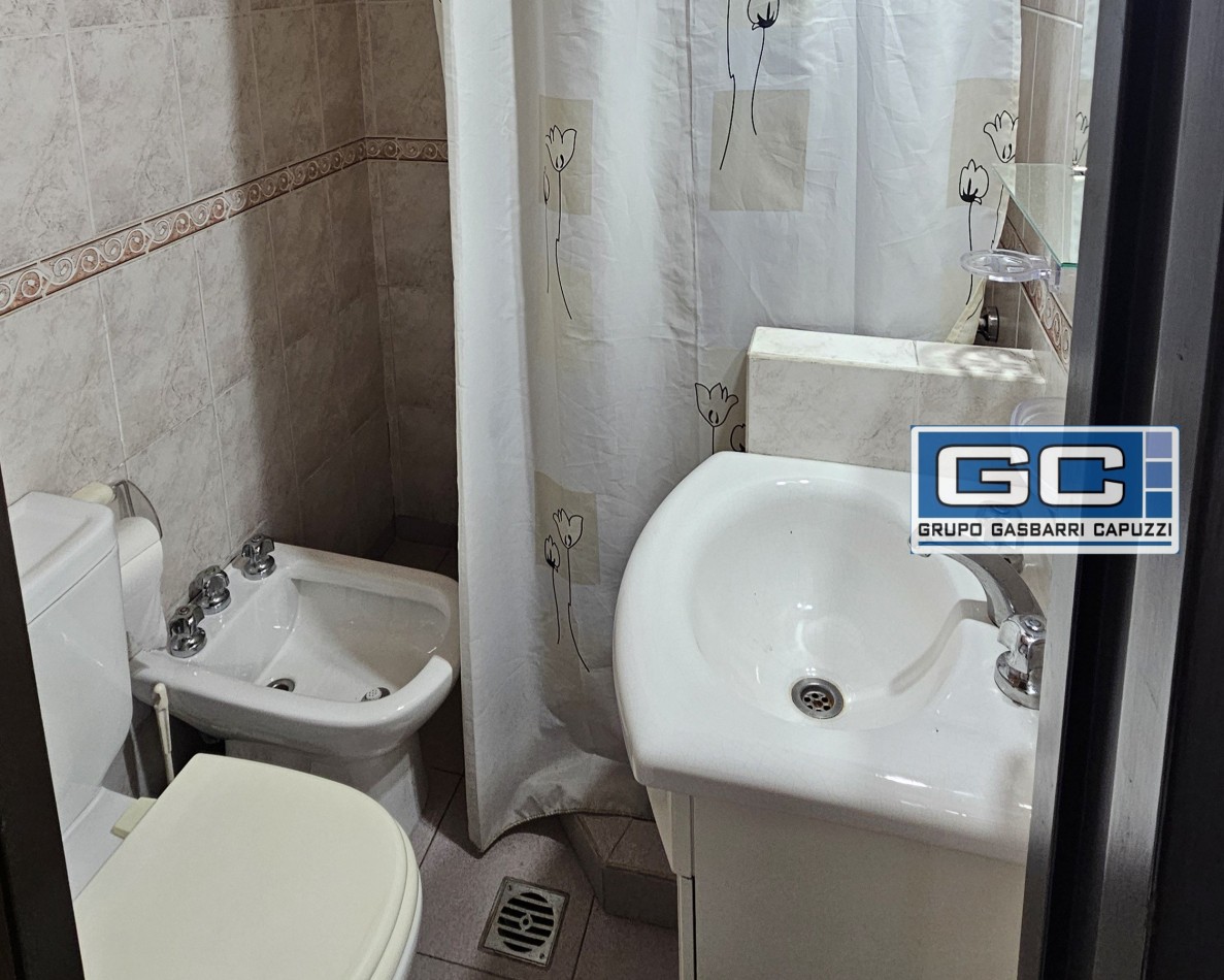 Casa en Venta Haedo Norte impecable sobre lote propio