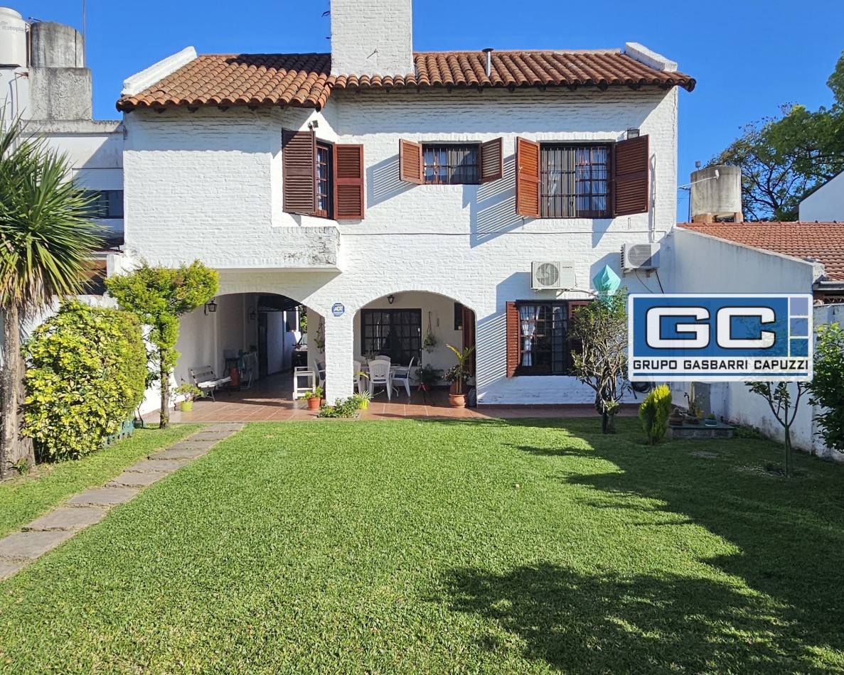 Casa en Venta Haedo Norte impecable sobre lote propio