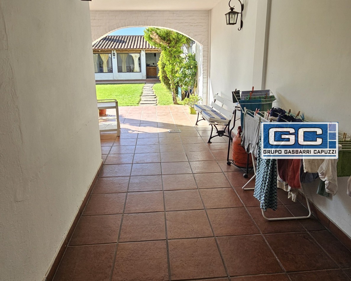 Casa en Venta Haedo Norte impecable sobre lote propio